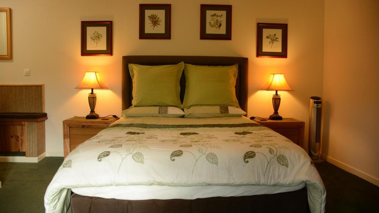 Les Noyers Aulnay Bed & Breakfast Aulnay  Eksteriør bilde