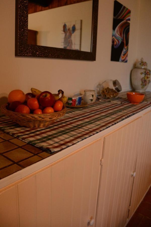 Les Noyers Aulnay Bed & Breakfast Aulnay  Eksteriør bilde